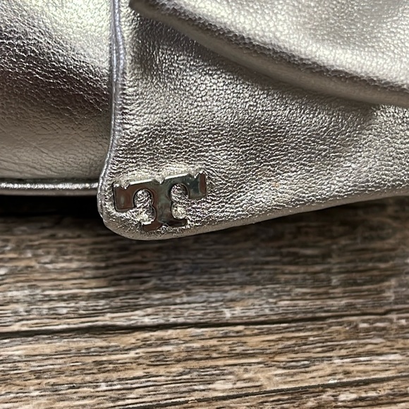 Tory Burch Silver Metallic Leather Ballet Flats Size 8 - Picture 9 of 13